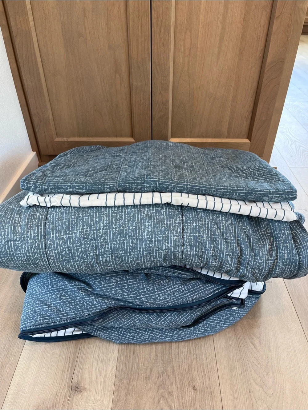 Beddys Twin Size Point Break Minky Set